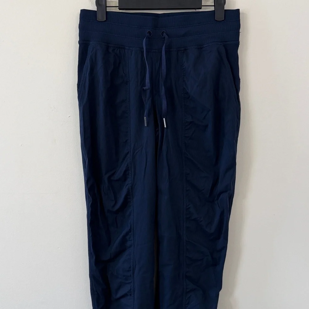 Lululemon Dance Studio Mid-Rise Jogger Full Length True Navy Size 6 - Picture 3 of 9